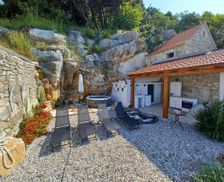 Croatia Split-Dalmatia County Pisak vacation rental compare prices direct by owner 23776622