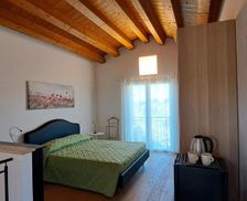 Italy Marche Osimo vacation rental compare prices direct by owner 26722644