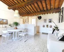 Italy Tuscany Massa Marittima vacation rental compare prices direct by owner 27648255