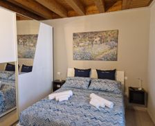 Italy Abruzzo SantʼEusanio Forconese vacation rental compare prices direct by owner 26983932