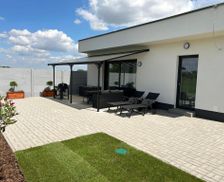 Slovakia Nitriansky kraj Nesvady vacation rental compare prices direct by owner 26826120