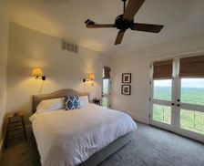 United States Texas Kyle vacation rental compare prices direct by owner 16238559