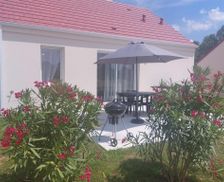 France Centre Sassay vacation rental compare prices direct by owner 27060570