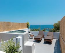 Greece Santorini Kamari vacation rental compare prices direct by owner 27346183