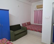 India West Bengal Mādāri Hāt vacation rental compare prices direct by owner 18688564