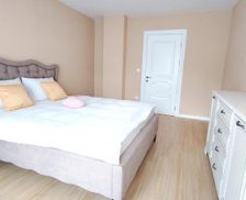 Romania Suceava Pojorâta vacation rental compare prices direct by owner 28539399