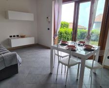 Italy Lombardy Parzanica vacation rental compare prices direct by owner 26958707