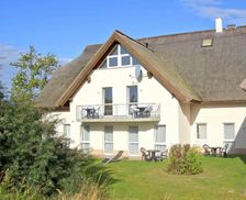 Germany Rügen Lobbe vacation rental compare prices direct by owner 35584744