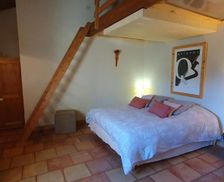 France Languedoc-Roussillon Vers Pont du Gard vacation rental compare prices direct by owner 26936175