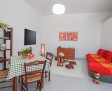 Italy Apulia Cisternino vacation rental compare prices direct by owner 27850458