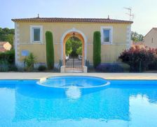 France Provence-Alpes-Côte d'Azur Vaison-la-Romaine vacation rental compare prices direct by owner 27531598