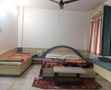 India Maharashtra Mahad vacation rental compare prices direct by owner 28313775