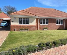 United Kingdom Norfolk Gorleston-on-Sea vacation rental compare prices direct by owner 28860032