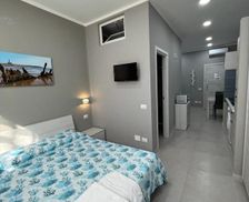 Italy Apulia Vieste vacation rental compare prices direct by owner 28765473