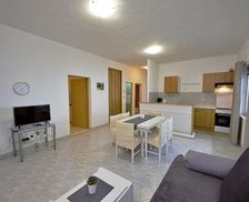 Croatia Split-Dalmatia County Tučepi vacation rental compare prices direct by owner 28928432