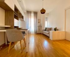 Italy Lombardy Milan vacation rental compare prices direct by owner 28442768