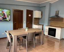 Italy Abruzzo Castel di Sangro vacation rental compare prices direct by owner 26795155