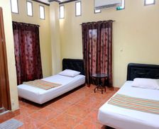 Indonesia West Sulawesi Lutan vacation rental compare prices direct by owner 26168023