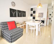 Spain Catalonia La Pineda vacation rental compare prices direct by owner 29009952