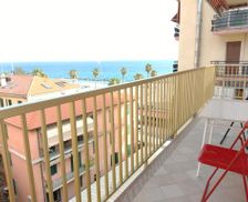Italy Liguria Ventimiglia vacation rental compare prices direct by owner 28717276