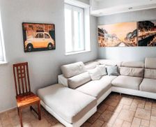 Italy Lombardy Vanzago vacation rental compare prices direct by owner 29243846