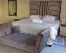 South Africa North West Klerksdorp vacation rental compare prices direct by owner 28627338