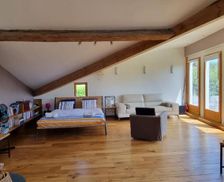 France Rhône-Alps Chevry vacation rental compare prices direct by owner 26959533