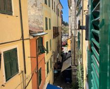 Italy Liguria Lerici vacation rental compare prices direct by owner 28654096