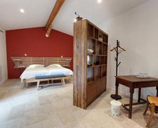 France Languedoc-Roussillon Gignac vacation rental compare prices direct by owner 27550784