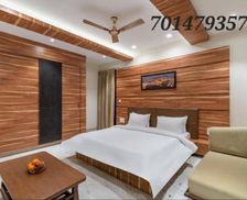 India Rajasthan Udaipur vacation rental compare prices direct by owner 25804603