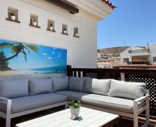 Spain Gran Canaria La Playa de Arguineguín vacation rental compare prices direct by owner 15329789