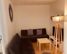 France Ile de France Aubervilliers vacation rental compare prices direct by owner 27733058