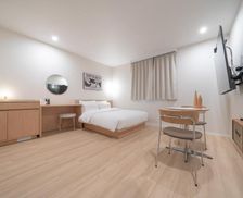 South Korea Gyeonggi-do Goyang vacation rental compare prices direct by owner 27529922