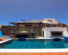 Spain Lanzarote Tías vacation rental compare prices direct by owner 23789757