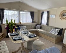 United Kingdom Kent Littlestone-on-Sea vacation rental compare prices direct by owner 29483067