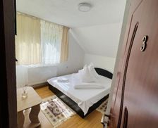 Romania Brasov Poiana Mărului vacation rental compare prices direct by owner 27913149