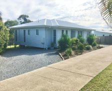 Australia Queensland Rainbow Beach vacation rental compare prices direct by owner 28200389