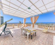 Italy Apulia Castrignano del Capo vacation rental compare prices direct by owner 29191857