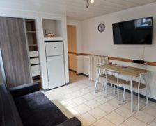 France Burgundy Bourbon-Lancy vacation rental compare prices direct by owner 29152656