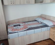 Romania Mehedinti Orşova vacation rental compare prices direct by owner 28980619