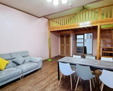 South Korea Jeollanam-Do Suncheon vacation rental compare prices direct by owner 29029235