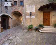 Italy Umbria Collazzone vacation rental compare prices direct by owner 26932604