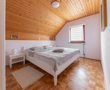Slovenia Gorenjska Bohinj vacation rental compare prices direct by owner 27945902
