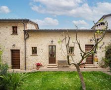 Italy Umbria San Secondo vacation rental compare prices direct by owner 26868505