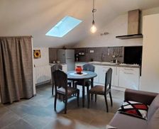 France Languedoc-Roussillon Fraissinet-de-Fourques vacation rental compare prices direct by owner 13603188