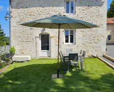 France Nouvelle-Aquitaine Vouzan vacation rental compare prices direct by owner 28268920