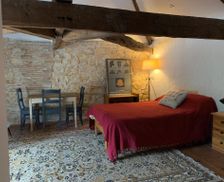 France Nouvelle-Aquitaine Civray vacation rental compare prices direct by owner 28875039