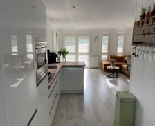 Netherlands Zuid-Holland Warmond vacation rental compare prices direct by owner 28123676