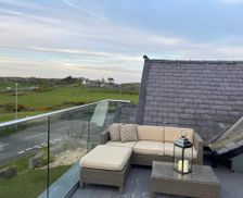 United Kingdom Anglesey Cemaes Bay vacation rental compare prices direct by owner 35938970