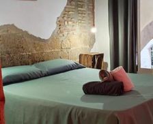Spain Catalonia Lleida vacation rental compare prices direct by owner 27013787